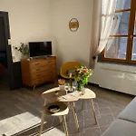 Joli Quartier Historique, 5 Pers Apartament *